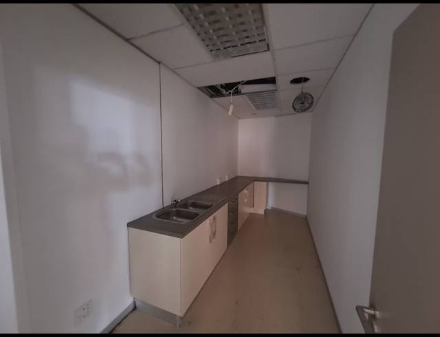 360M² OFFICE TO LET IN ILLOVO